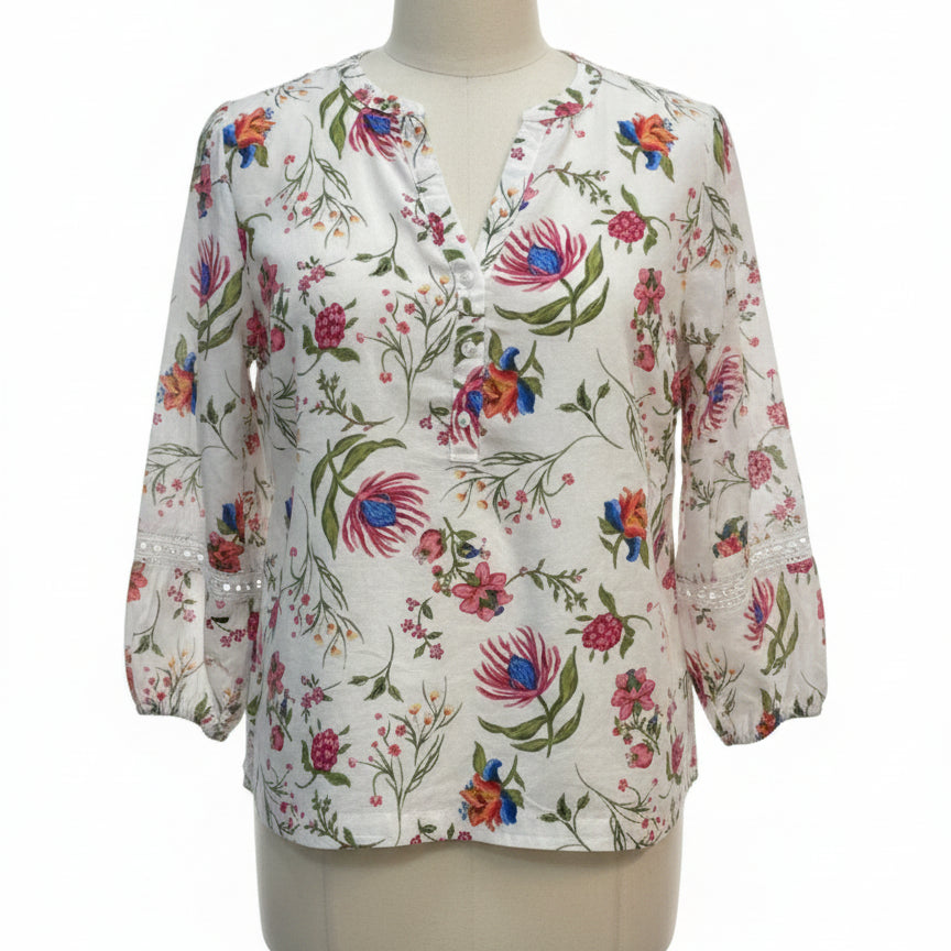 St. JohnsBay · Floral Print 3/4 Sleeve · Large · WhitePinkBlue