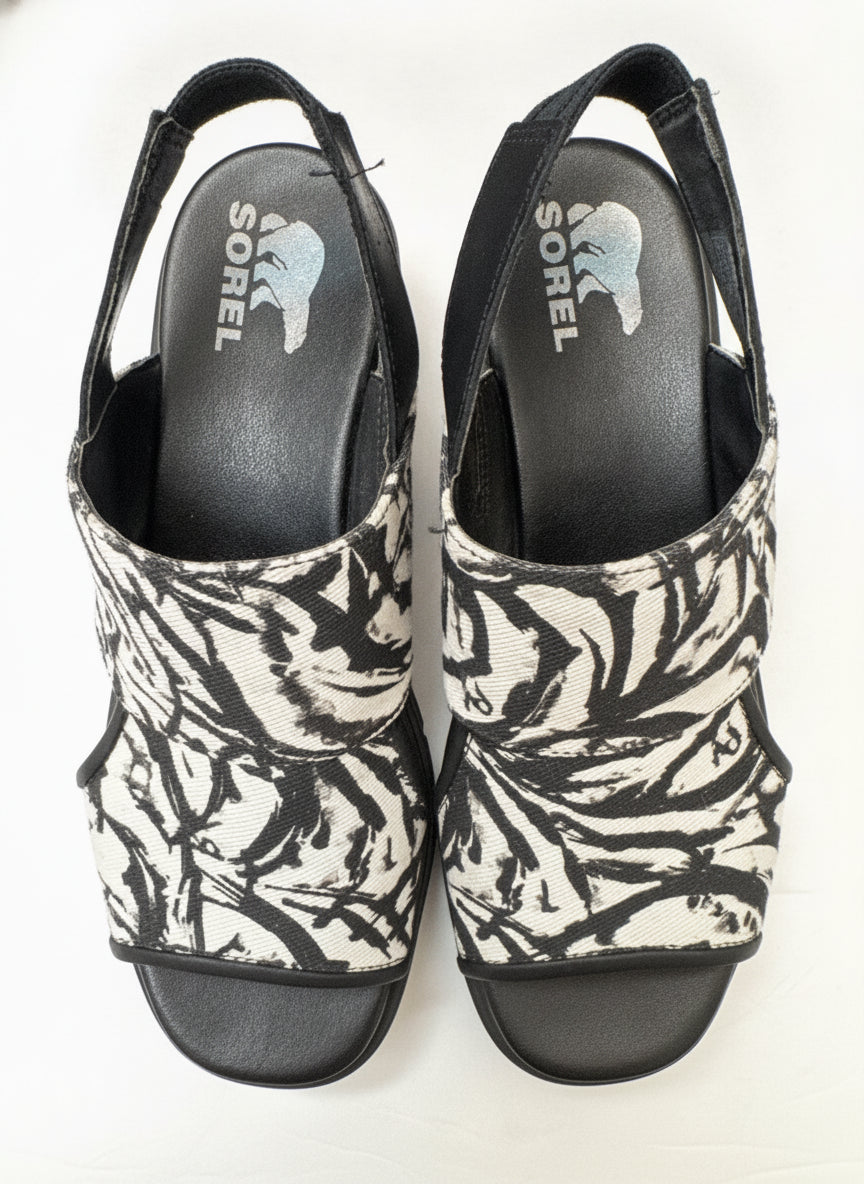 Sorel · Joanie · 9 · WhiteBlk
