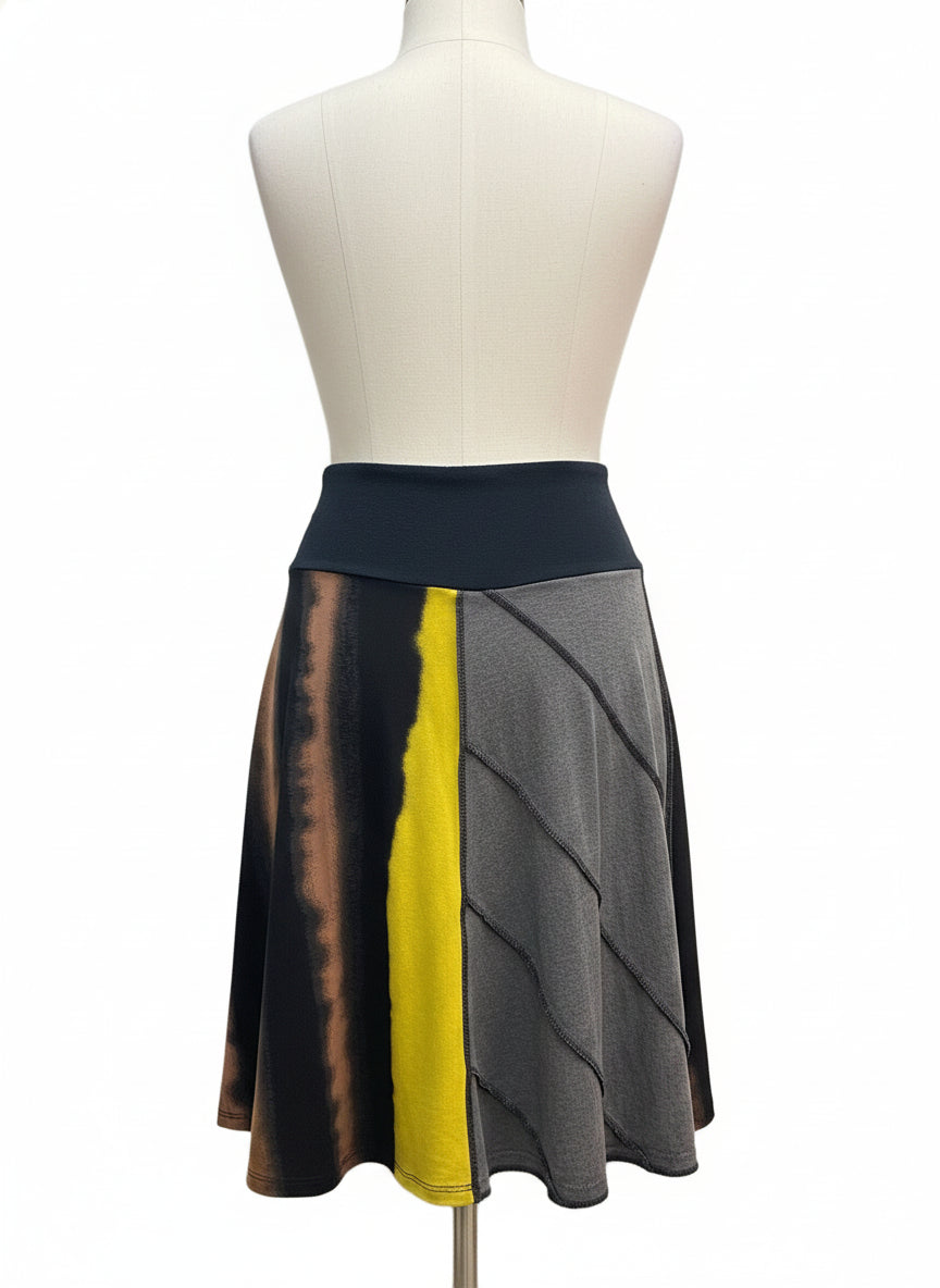 Giraffe Do Over Designs · Midi FashionSkirt · Medium · Black/Yellow