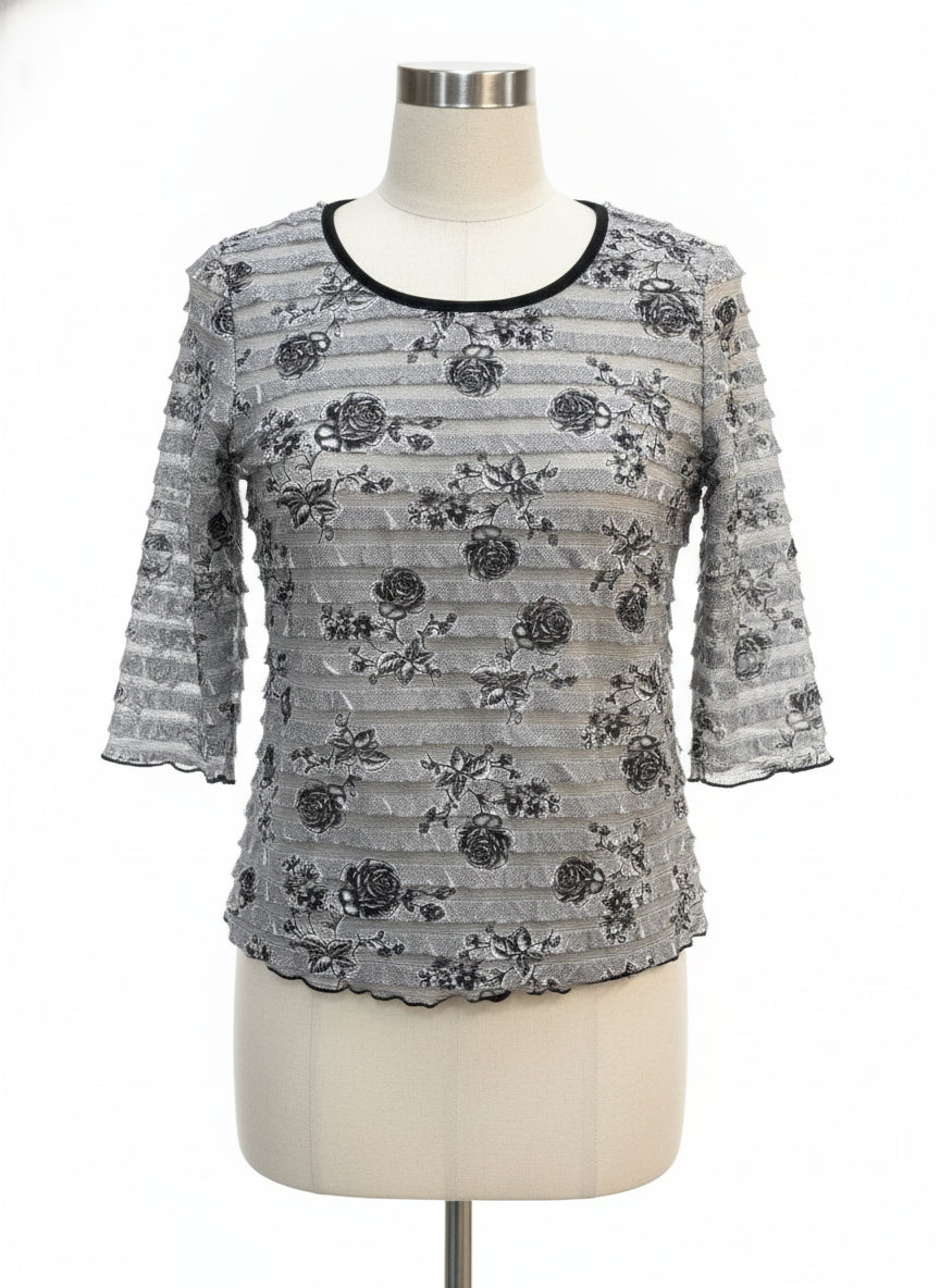 Jane + Eric · BlackWhite Floral Print Jane & Eric Ruffle Detail · Small · Black and White