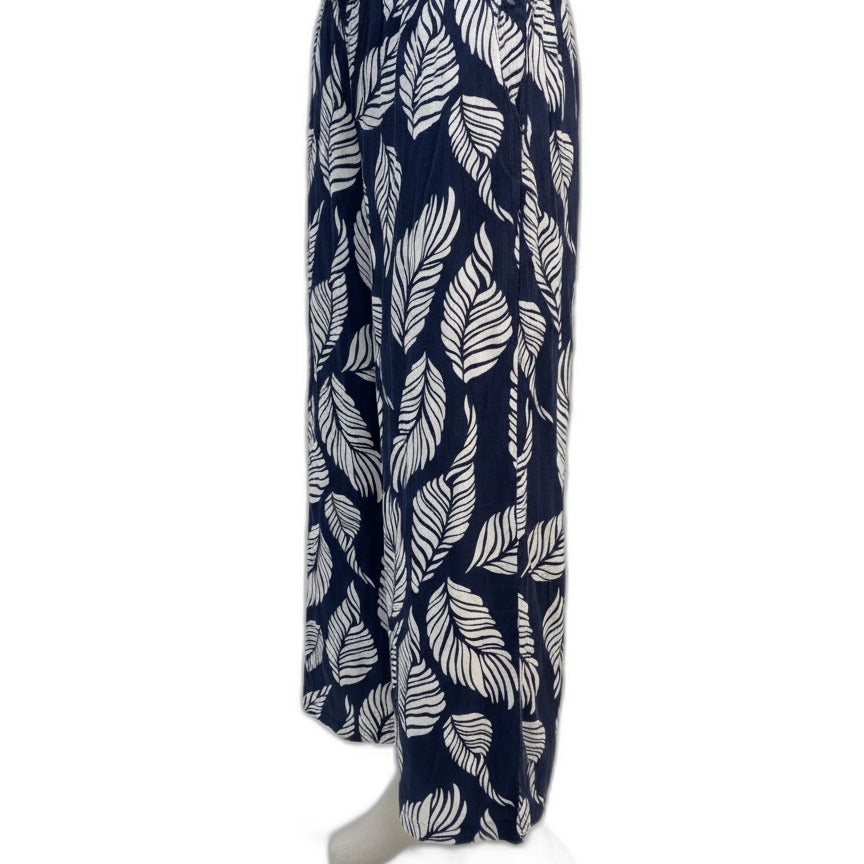 Tribal · Comfort Waist Tropical Leaf Print Pants with Ankle Button Detail · Large · Navy White