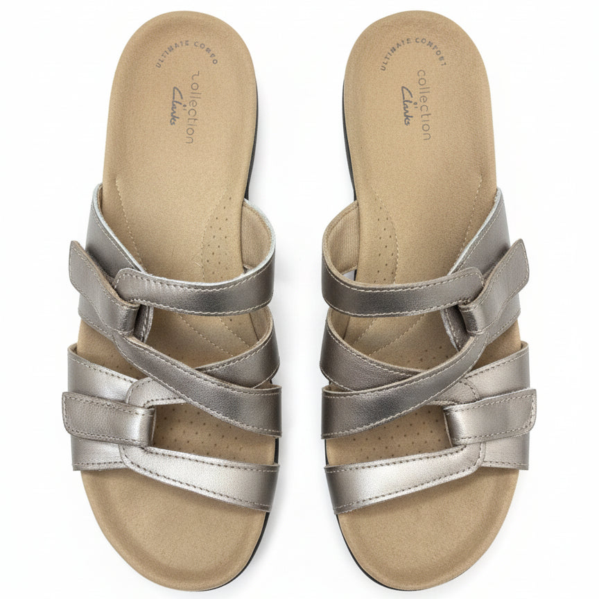 Clarks · Shoes · 10 · Gold