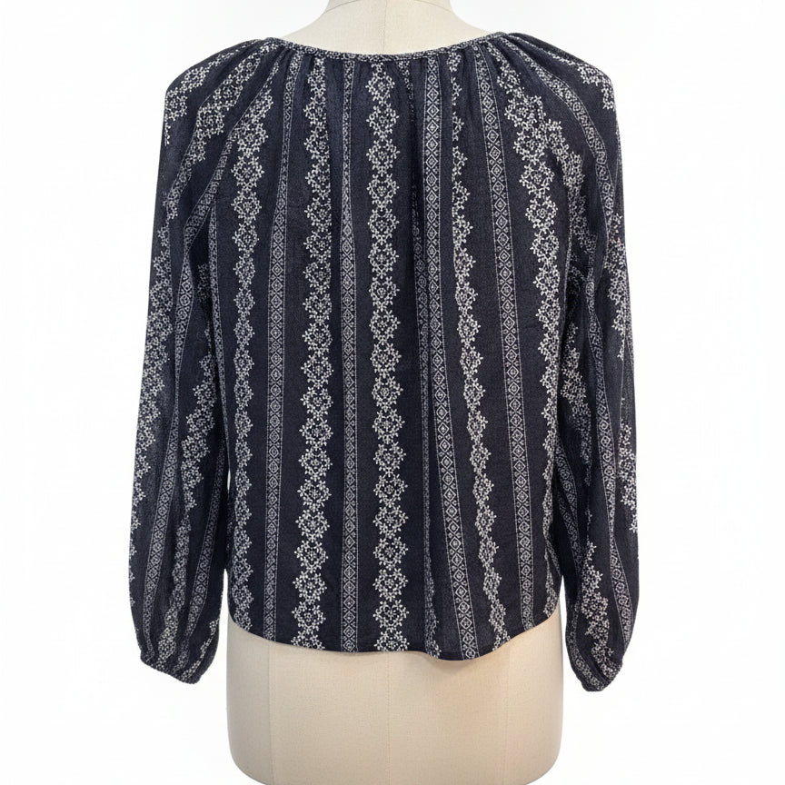 Anthropologie · Holding Horses Floral print top · XLarge · Black White
