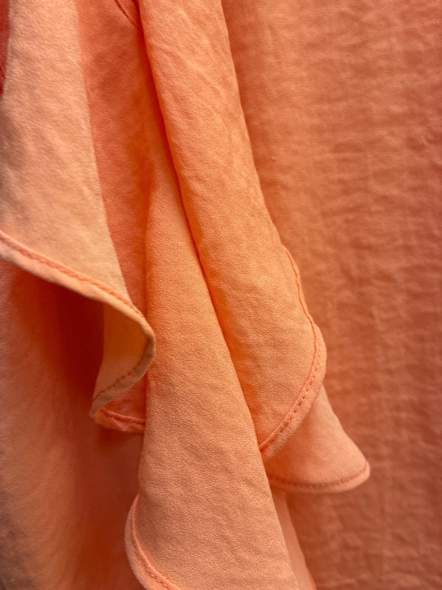 Vince Camuto · Cold Shoulder Top Ruffled Sleeve · Medium · Papaya