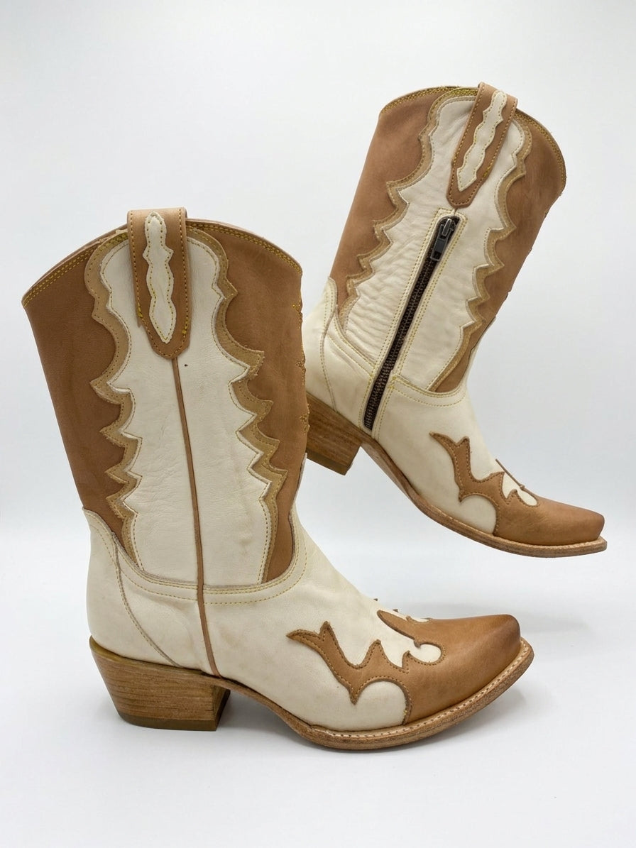 Free Bird · Cowboy Boots · 8 · BeigeBrown