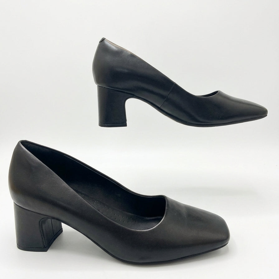 Clarks · Fernie Court · 8.5 · Black
