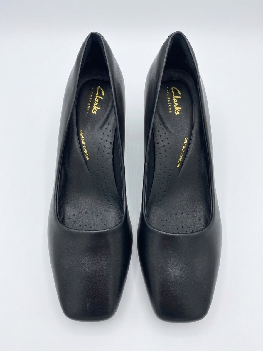 Clarks · Fernie Court · 8.5 · Black
