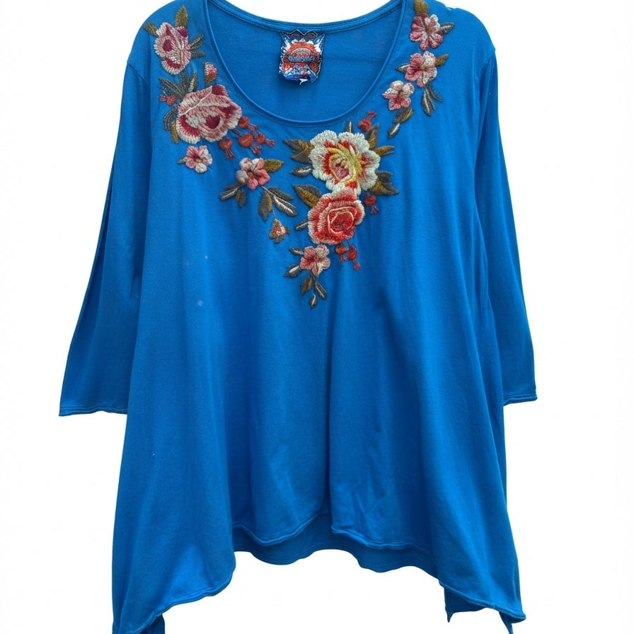Johnny Was · Blue Floral Embroidered 3/4 Sleeve Tunic Top · Large · Blue