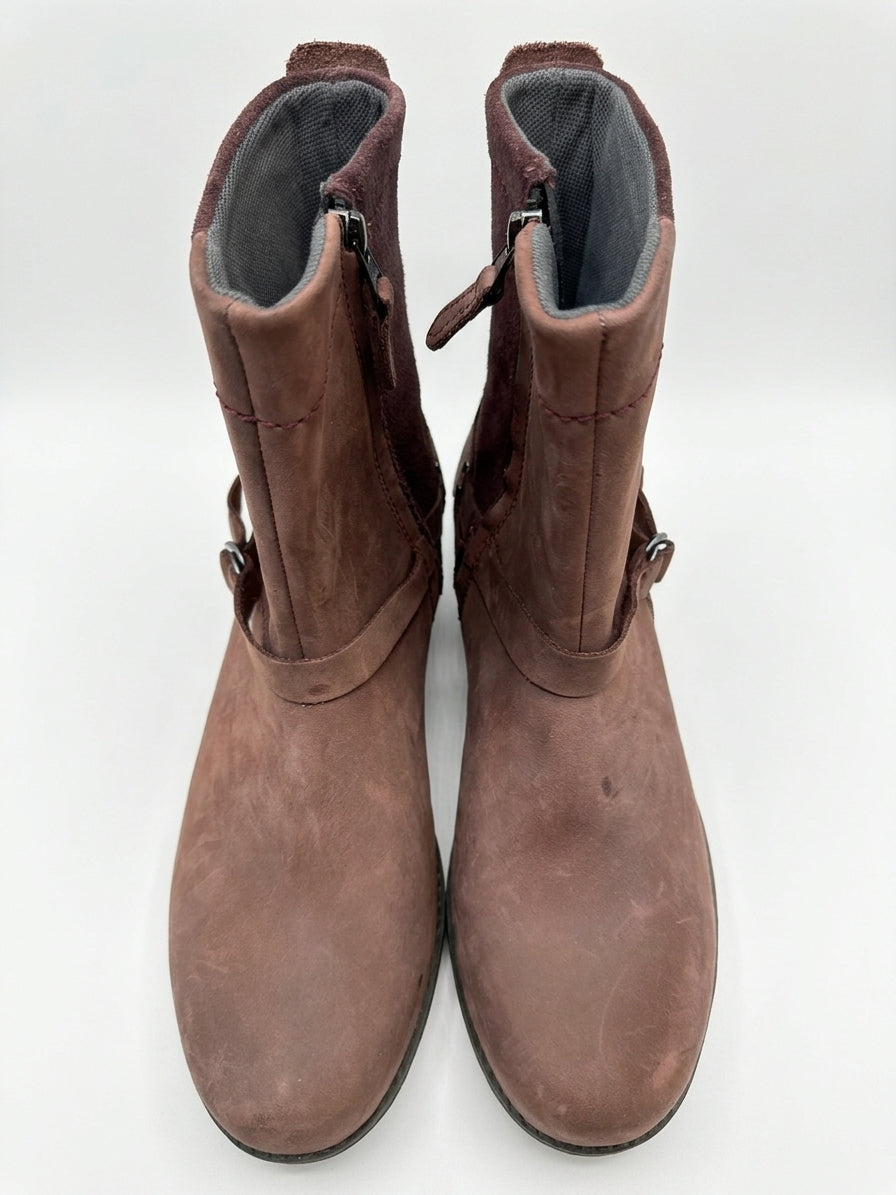 Eddie Bauer · Covey Waterproof Ankle Boot · 10 · Mahogany Leather