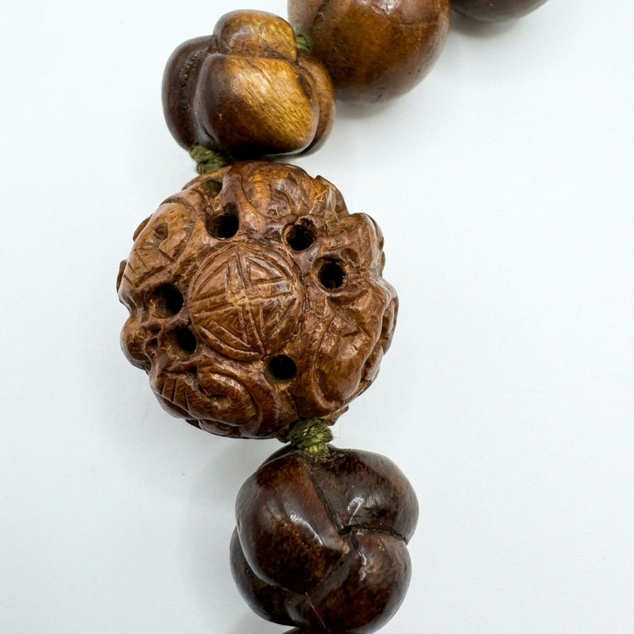 Vintage 1930's Wood Bead Necklace · Jewelry · 22" · Brown