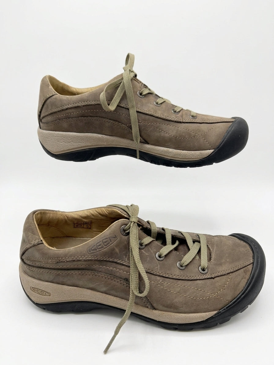 Keen · Toyah · 10 · Mocha