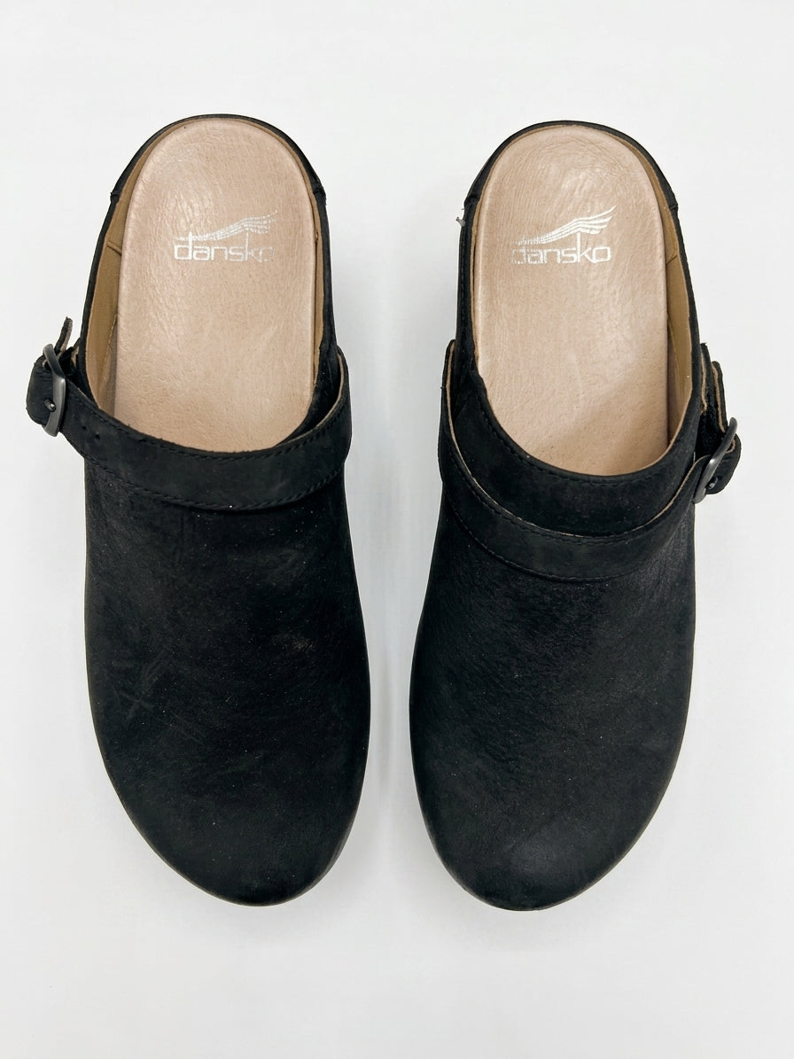 Dansko · Berry Burnished Nubuck Clogs w/ Buckle Detail · 8.5 · Black