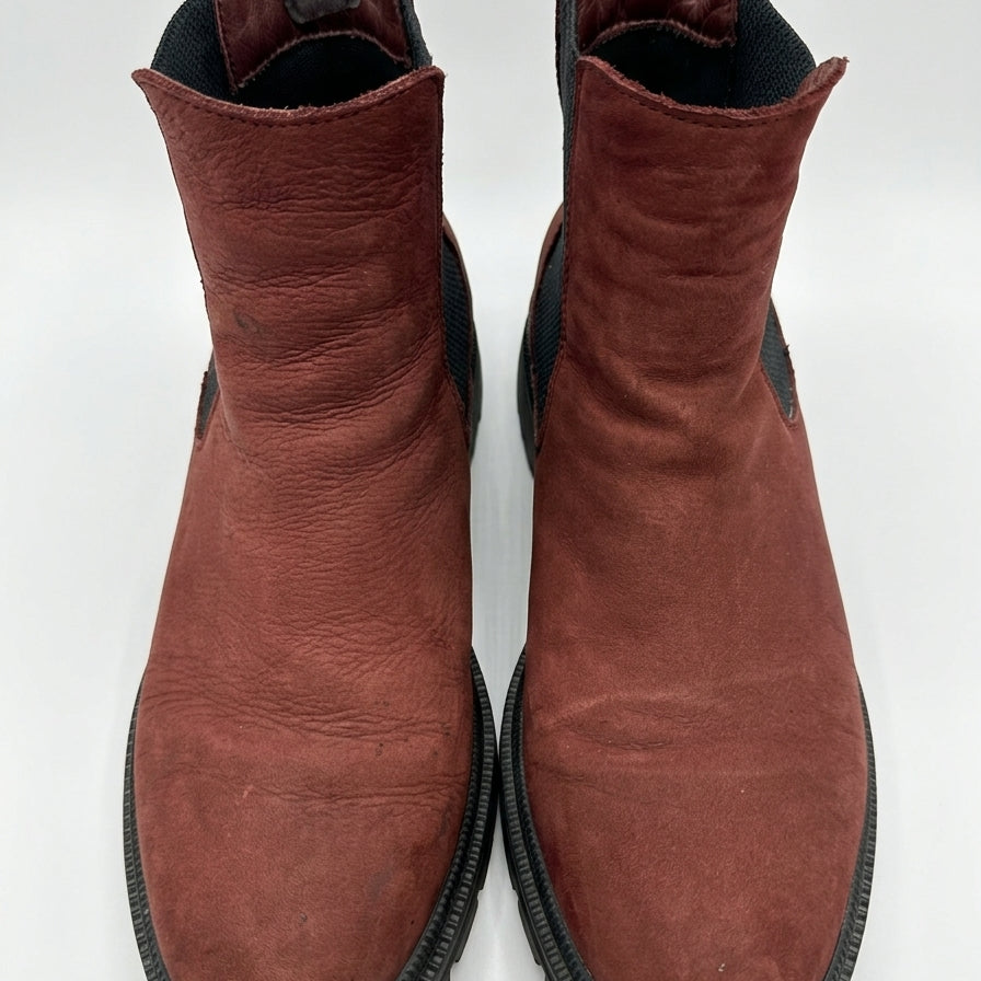 Bueno · Dania Lug Chelsea Boot · 6.5 · Merlot