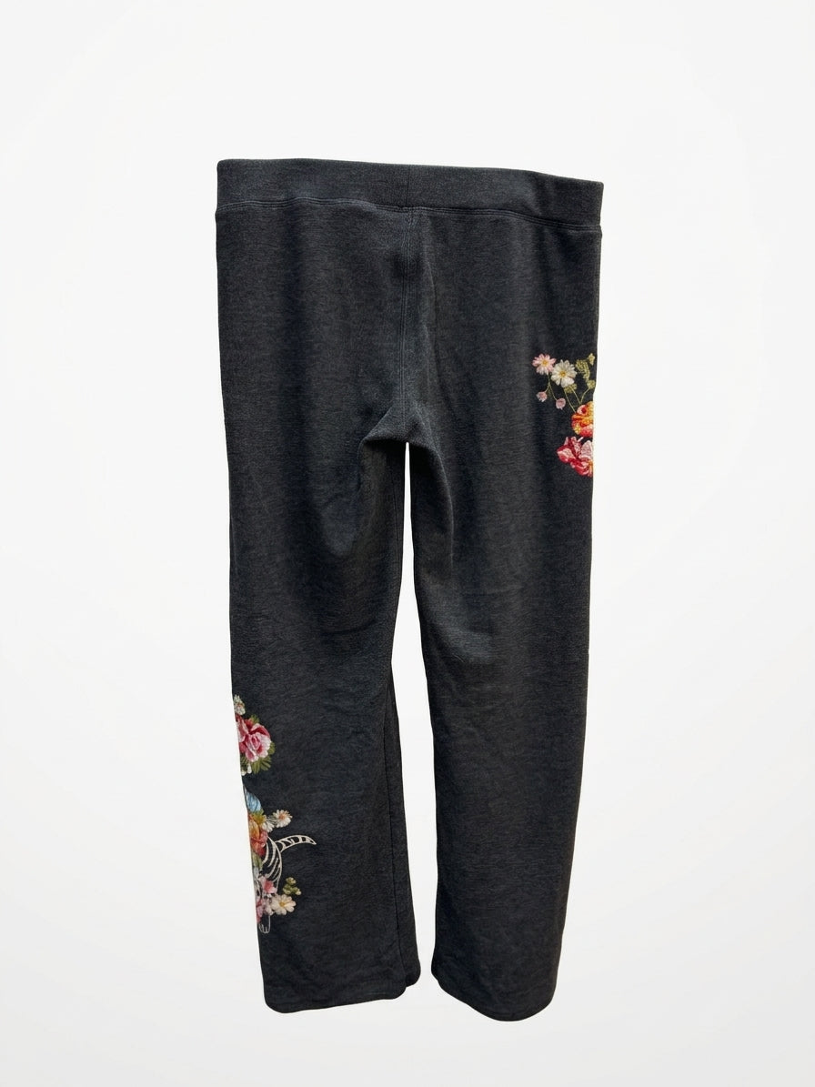 Boho Paparazzi · GrayFloral Embroidered · Large · Charcoal Gray